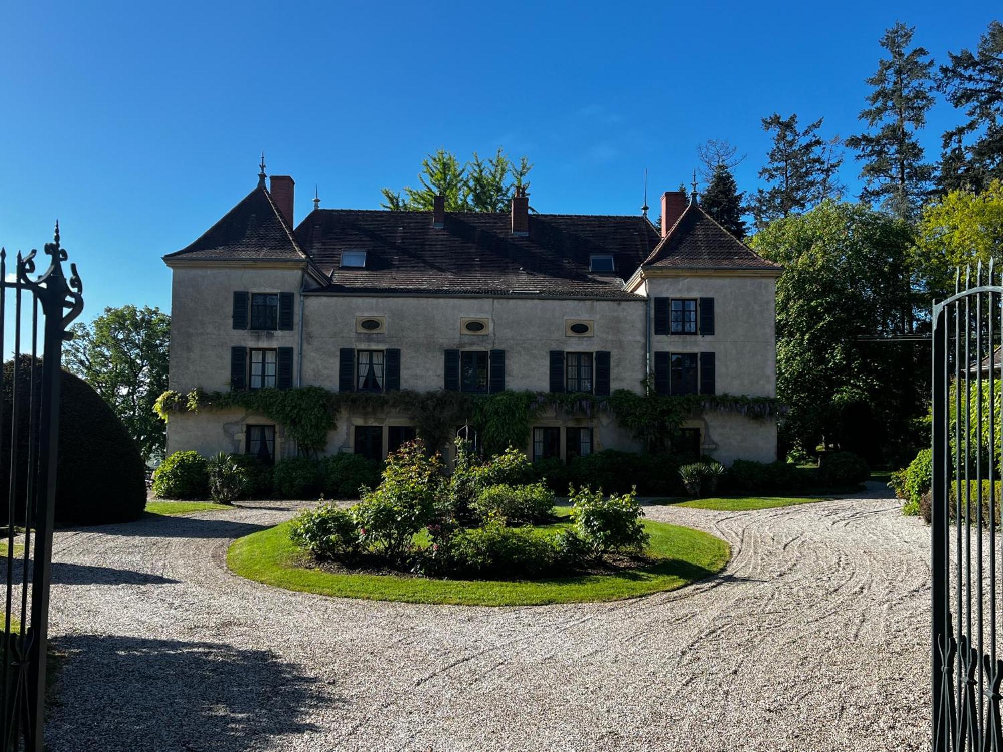 Chateau De Martigny Poisson Exterior photo